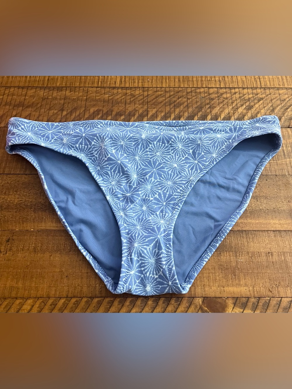 NWT Aerie Full Coverage Bikini Bottom in Blue Starburst - Size L